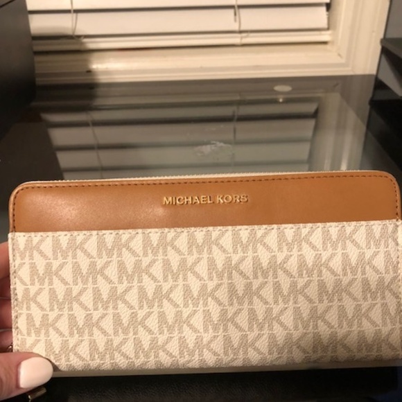 michael kors packable down vest